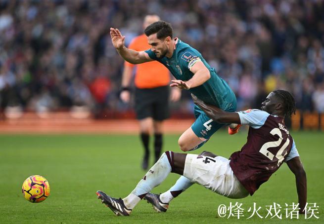 英超-费尔南德斯任意球得分卡塞米罗立功 曼联4-4战平伯恩茅斯